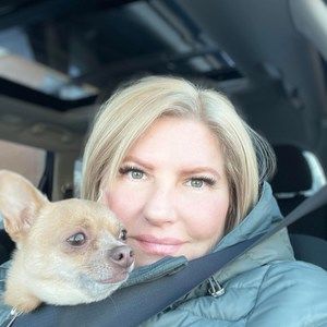 Meet your Posher, Cathia